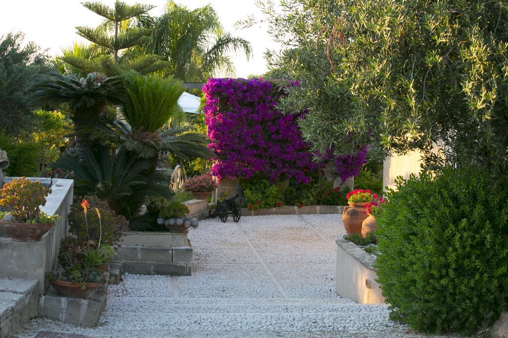Baglio Sant'Andrea Bed & Breakfast Valderice Eksteriør bilde