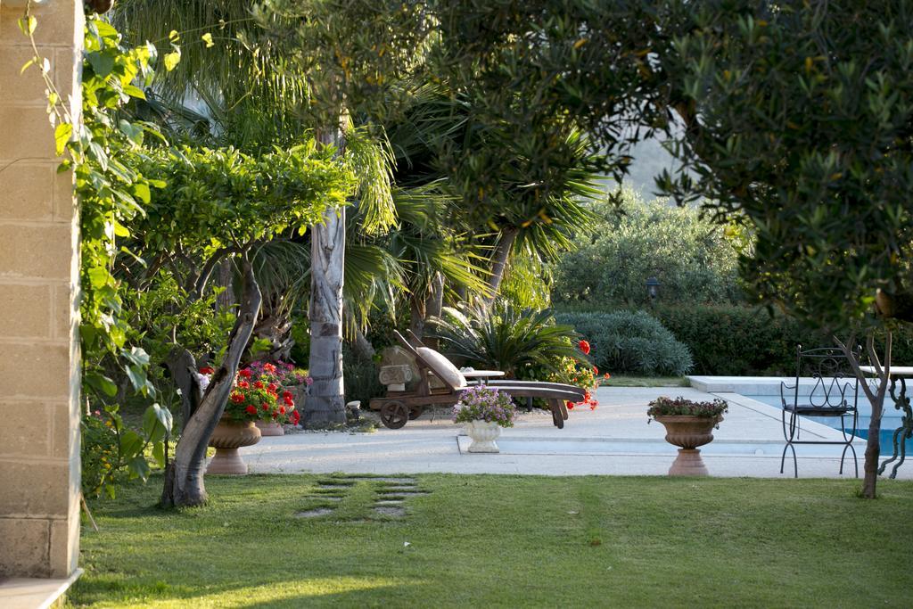 Baglio Sant'Andrea Bed & Breakfast Valderice Eksteriør bilde
