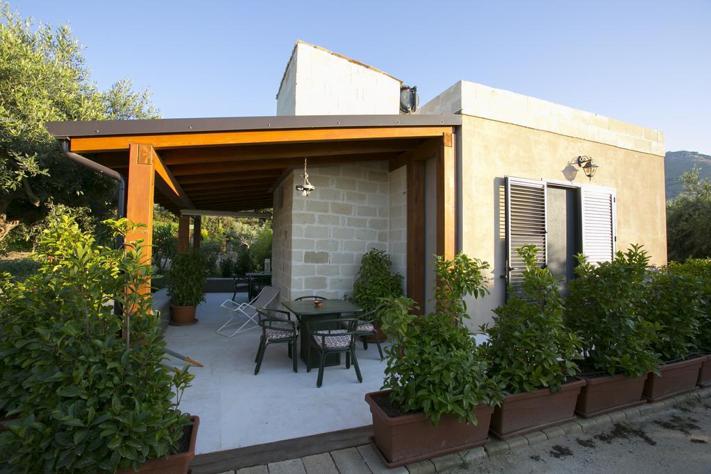 Baglio Sant'Andrea Bed & Breakfast Valderice Eksteriør bilde